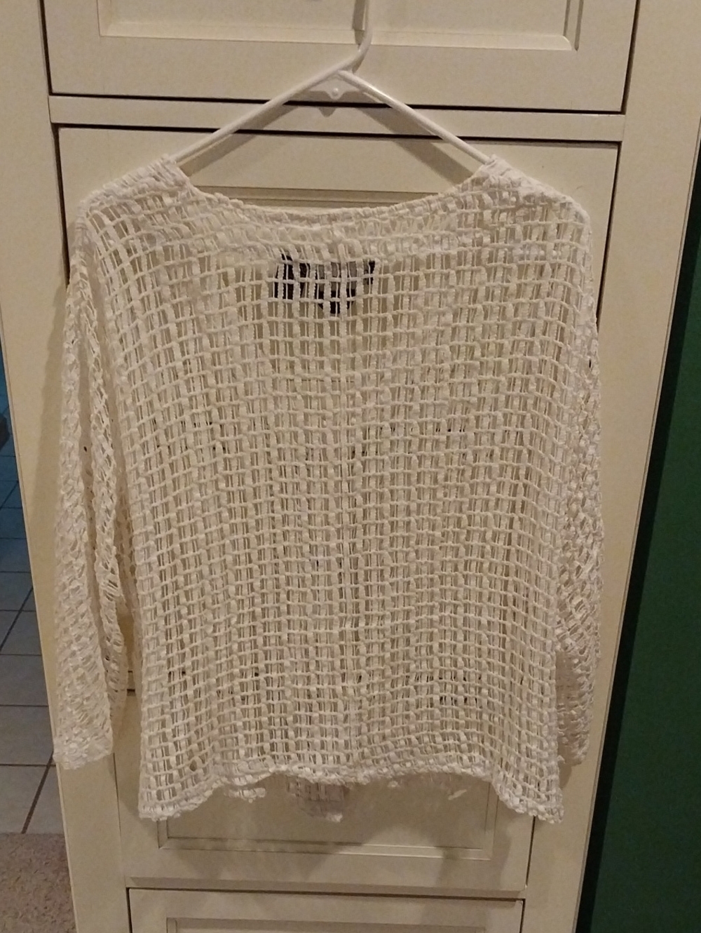 White Open-Weave Button Cardigan with Wooden Accents - Picture 3 of 4